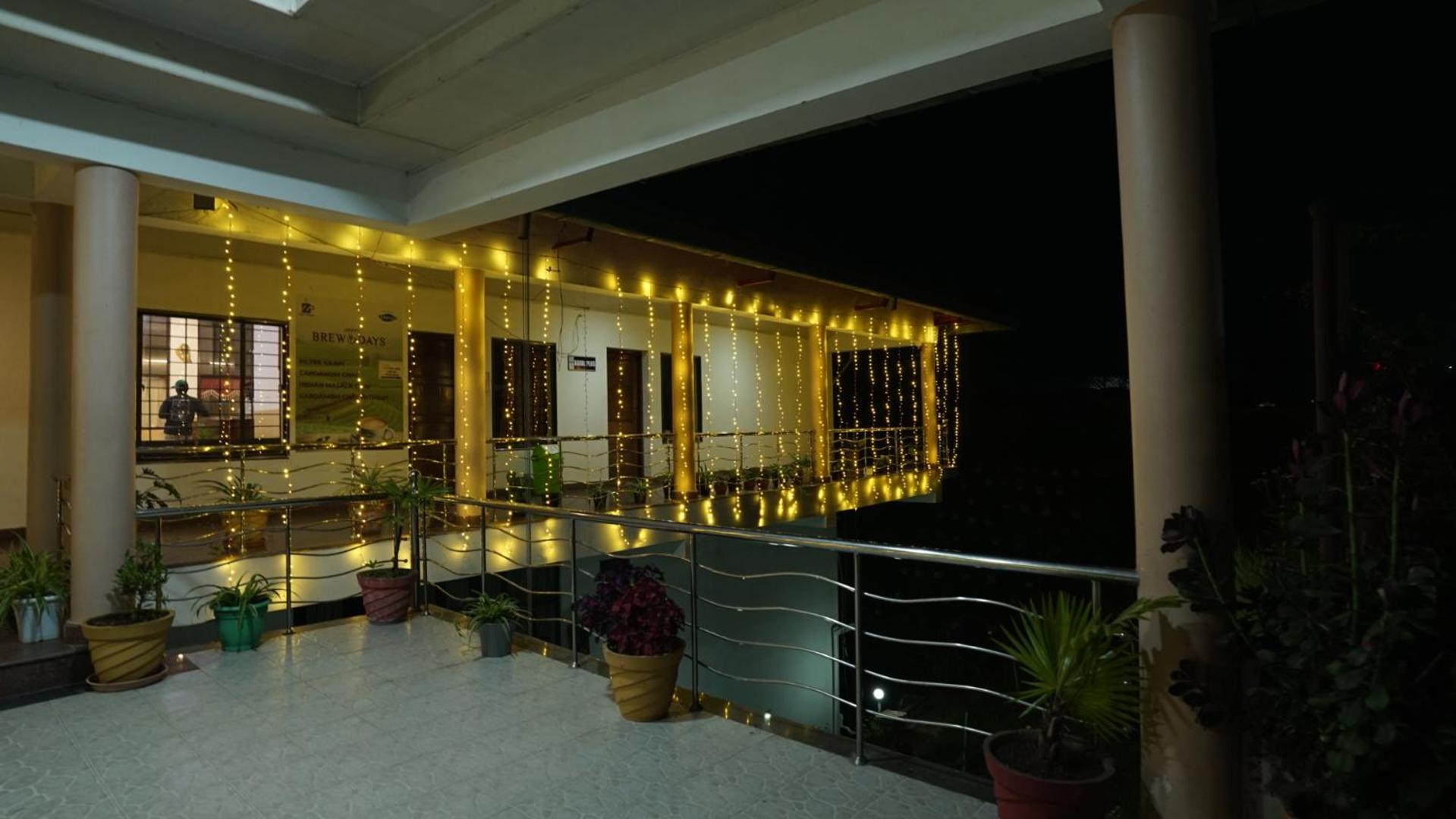 Ac Mist Hotel Munnar Exterior foto