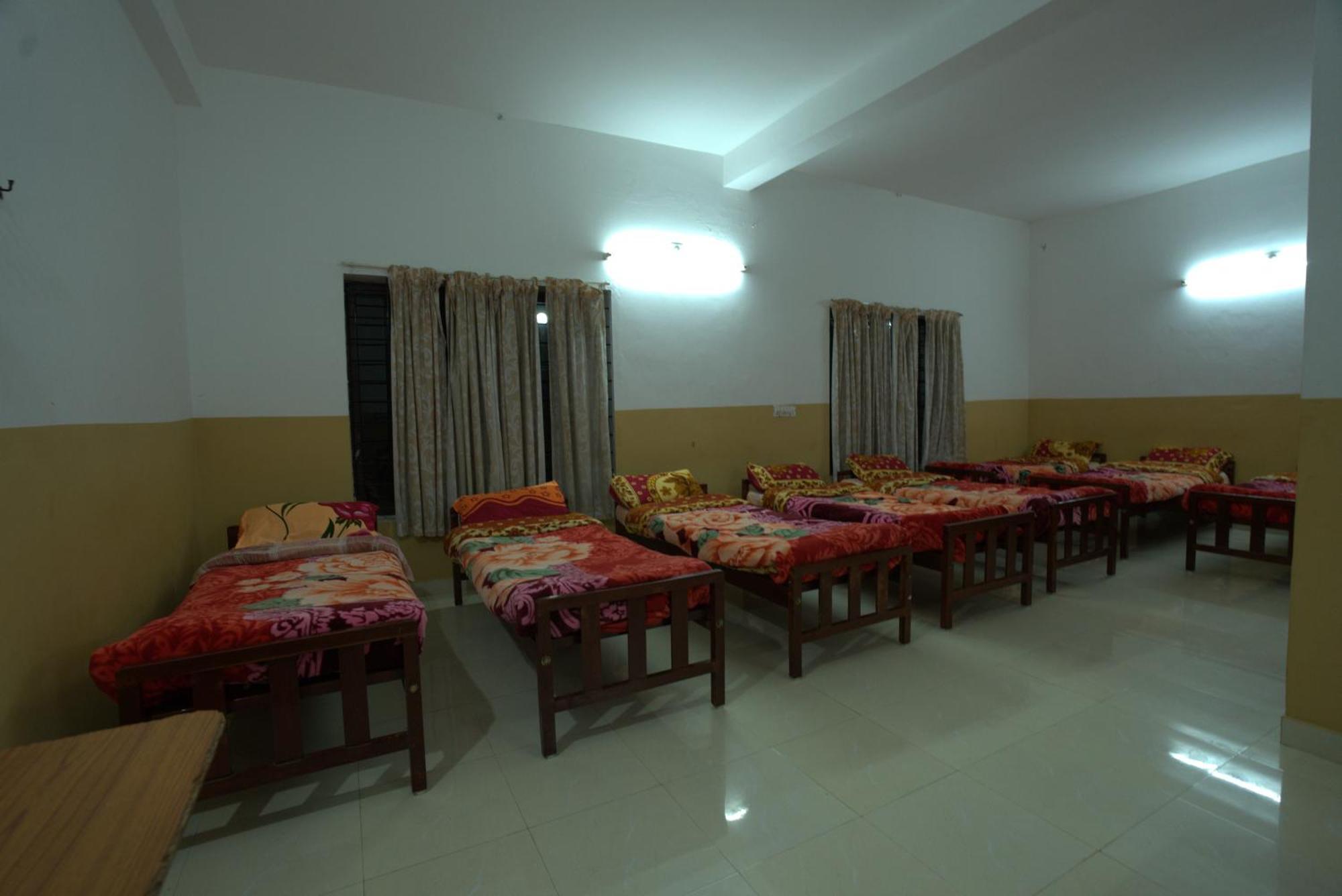 Ac Mist Hotel Munnar Exterior foto