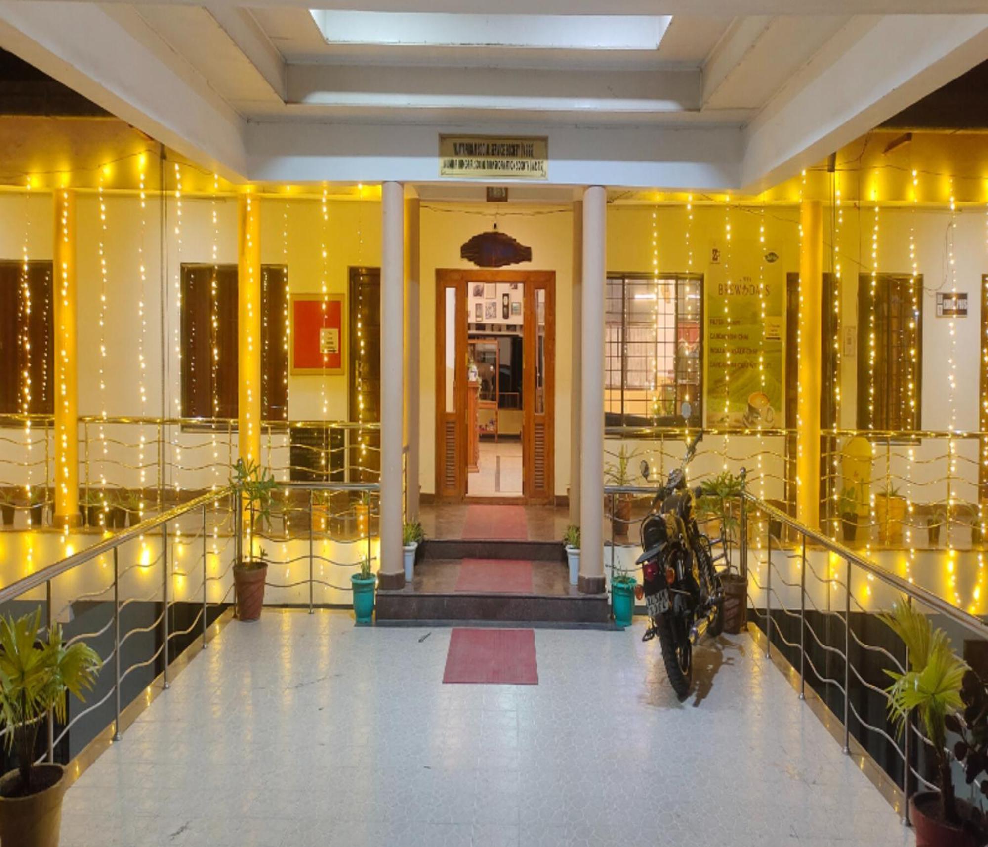 Ac Mist Hotel Munnar Exterior foto